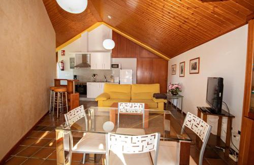 Cangas Apartment | Cozy 2-Bedroom Apartment with Sea View near Vilanova Beach