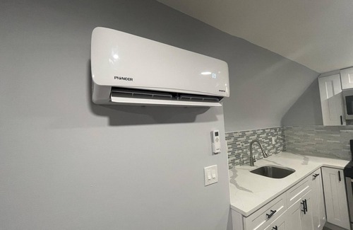Bayonne Apartment | Perfect 2-Bedroom Apartment Near EWR Airport, Cape Liberty
