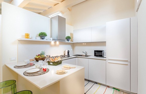 Lucca Historical Center Apartment | 2 Bedroom Apartment with Terrace & Breathtaking Views