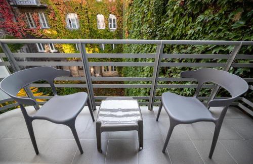 Lviv City Center Apartment | Inviting 2-Bedroom Apartments Levia - Rated 9.9/10!