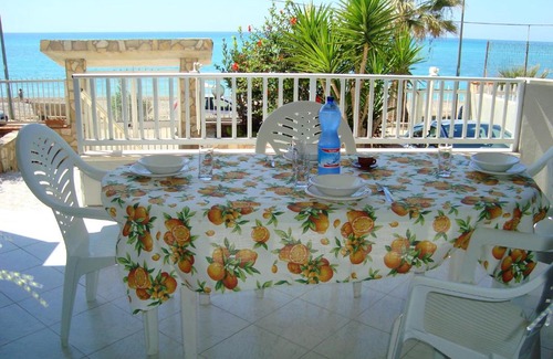 Seccagrande Apartment | Beachside 2-Bedroom Apartment with Sea View & Terrace