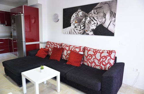 Puerto de Guimar Apartment | Exceptional South Coast Apartment with Pool and Spa Access