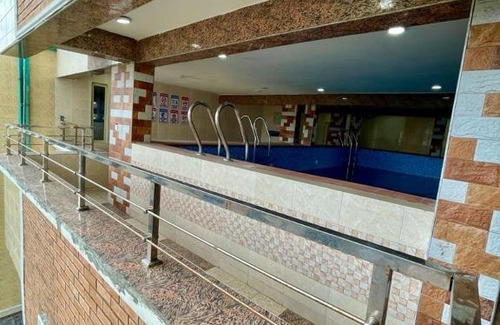 Epetu Apartment | Modern 2 Bedroom Flat with Pool and Pet-Friendly Amenities