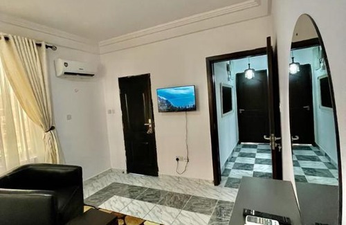 Epetu Apartment | Modern 2 Bedroom Flat with Pool and Pet-Friendly Amenities