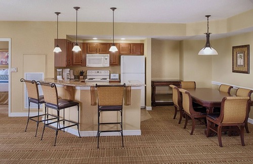 Lake Buena Vista Resort | Family-Friendly 2 Bedrooms at Wyndham Bonnet Creek