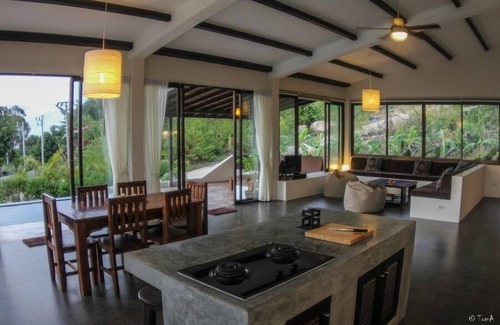 Ko Pha-ngan Villa | Enchanting 2-Bedroom Villa at Thong Lang Retreat