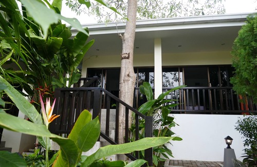 Bophut Villa | Zen Tropical Villa with Pool, Jacuzzi & Beach Access