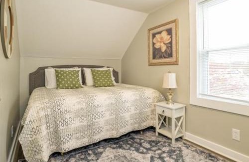Upper Village Apartment | Convenient Parking & Snowmobile Access for Adventurers