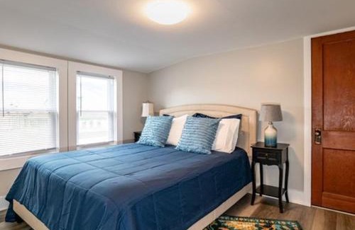 Upper Village Apartment | Convenient Parking & Snowmobile Access for Adventurers