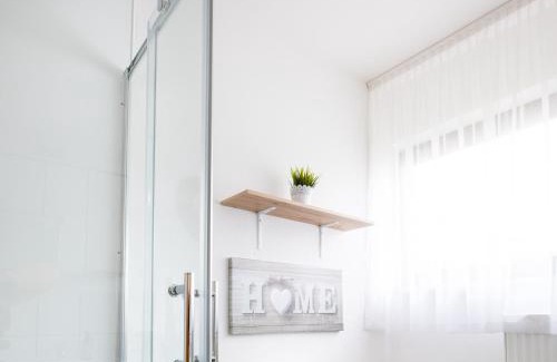 Westerburg Apartment | Guest Rated 10/10: Ferienwohnung Kirschblüte with Ocean View