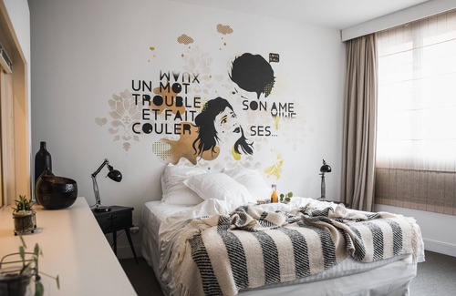 Montreuil-sur-Mer Bed & Breakfast | Inviting 2 Bis Chambres d'Hôtes with Restaurant & Breakfast