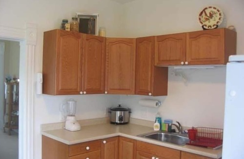 Nauvoo House | Conveniently Located Near Nauvoo Temple & Historic Sites