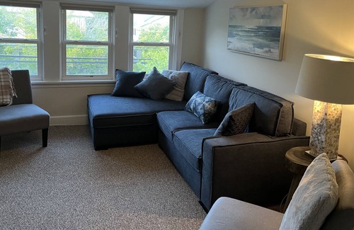 Ventnor City Apartment | Beachside Retreat: 2 BR with Pool & Spa Amenities