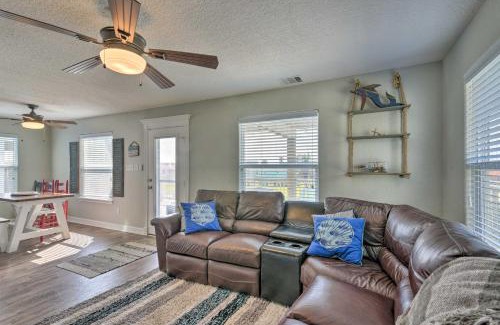 Surfside Beach House | Family-Friendly Surfside Beach Home Steps from the Gulf