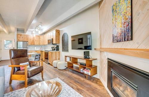 Frisco Condo | Prime Downtown Frisco Condo - Steps from Main Street!