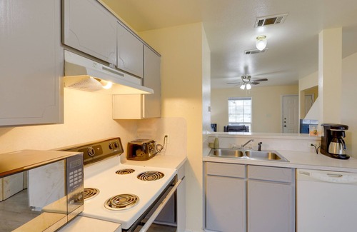 Killeen House | Cozy Killeen Getaway Steps from Shopping & Dining!