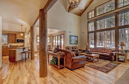 Boulder Ridge House | Cozy Retreat: 9.8 Rated with Hot Tub & Ski Access