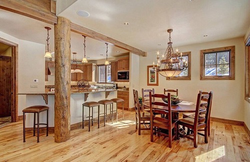 Boulder Ridge House | Cozy Retreat: 9.8 Rated with Hot Tub & Ski Access