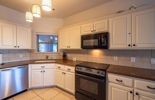 Boerne Condo | Experience Tapatio Springs Golf Resort: 2BR Condo Retreat
