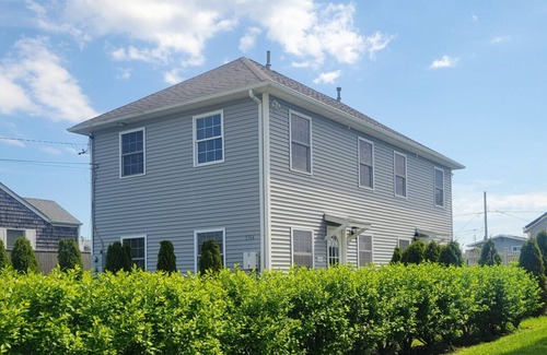 Point Judith House | Beachside 2 BR Condo with Ocean View, Steps from Shore!