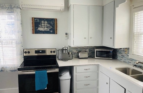Snug Harbor Cottage | Cozy East Matunuck Cottage - Steps to Beach with Ocean View