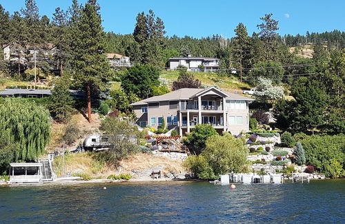 Central Okanagan House | Exclusive 2 BR Lakefront Suite with Private Deck & Dock