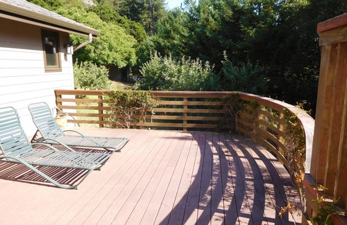 Soquel House | Inviting 2 BR Retreat in a Secluded Soquel Hideaway