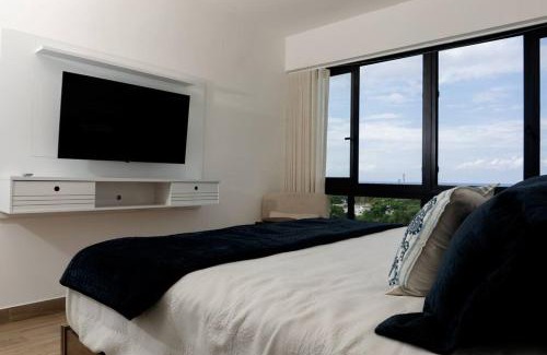 La Ceiba Apartment | Scenic 2 BR Ocean View Apartment in Playa Bonita