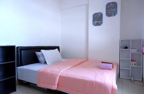 Pluit Apartment | Inviting 2 BR Sea View with Pool and Family-Friendly Amenities