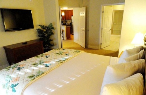 Las Vegas Resort | Ocean View 2 BR Suite with Pool and Breakfast Included