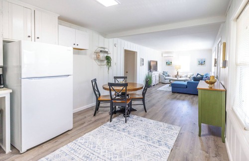 Caine Woods Apartment | Pet-Friendly 2 BR Oceanfront Condo in North OC/Fenwick