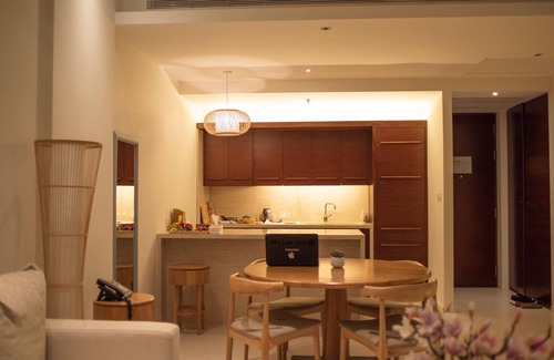Ngu Hanh Son Apartment | Ocean View 2 BR Residence with Pool, Spa & Breakfast