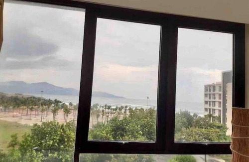 Ngu Hanh Son Apartment | Ocean View 2 BR Residence with Pool, Spa & Breakfast
