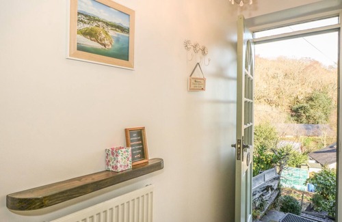 Prenteg Cottage | Oceanfront Retreat at 2 Bryn Eglwys - Guest Rated 9/10!