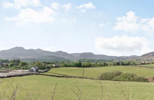 Ffestiniog House | Family-Friendly 4-Star Escape at 2 Bryn Tirion, Rated 10/10