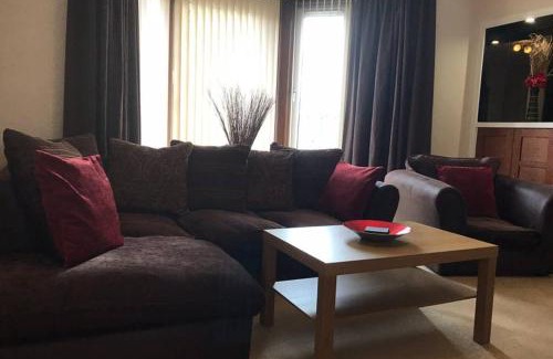 Perth Apartment | Oceanfront 2 Catherines City Cottage - Rated 9.3/10 by Guests