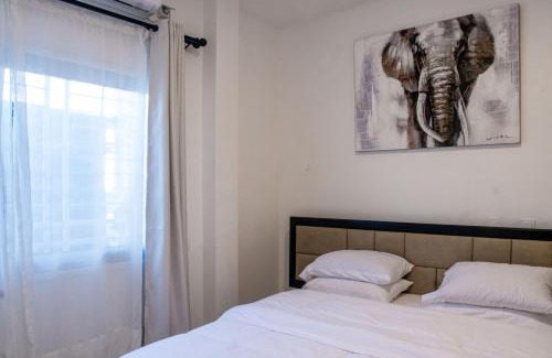 Bonapriso Apartment | Family-Friendly 2 Chambres Bonapriso for Memorable Stays