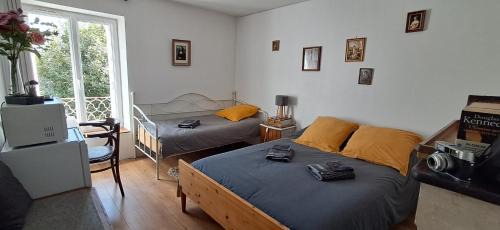 La Possonniere House | Cozy Room in Character Home - Family-Friendly Retreat