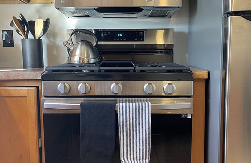 West End Apartment | Top-Rated 2BR Apartment near CASV with Great Amenities
