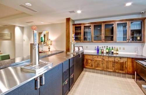 Greeley Apartment | Convenient 2 Connecting Suites with Pool and Kitchen Access