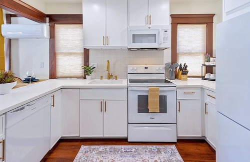 Whittier Apartment | Ideal Duplex Units for Groups Near Disney and Universal