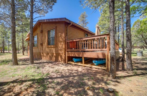 Happy Jack House | Delightful Happy Jack Cabin: Decks, Grill & Wooded Views