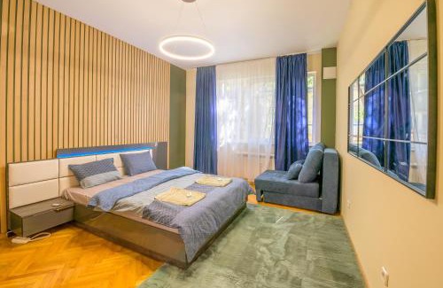 Sofia City Center Apartment | 2 DeLuxe Apartments, Top Center Free Parking, 4 BDR