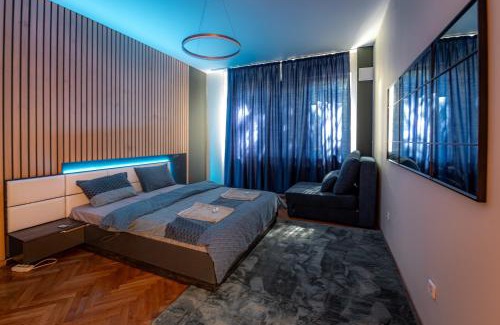 Sofia City Center Apartment | 2 DeLuxe Apartments, Top Center Free Parking, 4 BDR