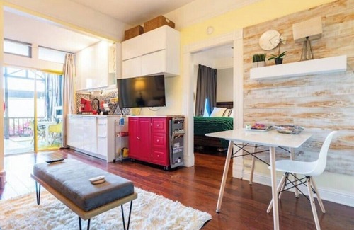 Inner Mission House | Book Your Getaway: 2 En Suite Baths, Breakfast Included
