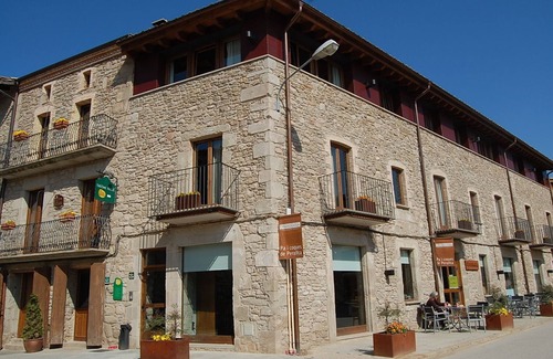 Perafita Villa | Experience 20 Bedrooms Across Two Unique Holiday Homes