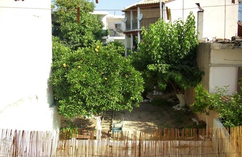 Longos House | Family-Friendly 2 Floor House in Loggos - Guest Rated 9.6