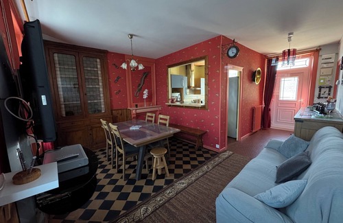 Anneville-en-Saire House | Inviting House with Ocean View in Val de Saire