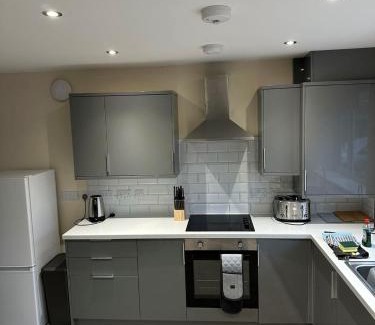 Newark House | 2 Grove Gardens,