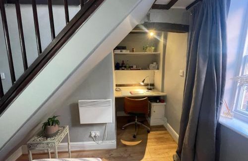 Sleaford House | Welcoming Cottage Retreat in the Heart of Sleaford